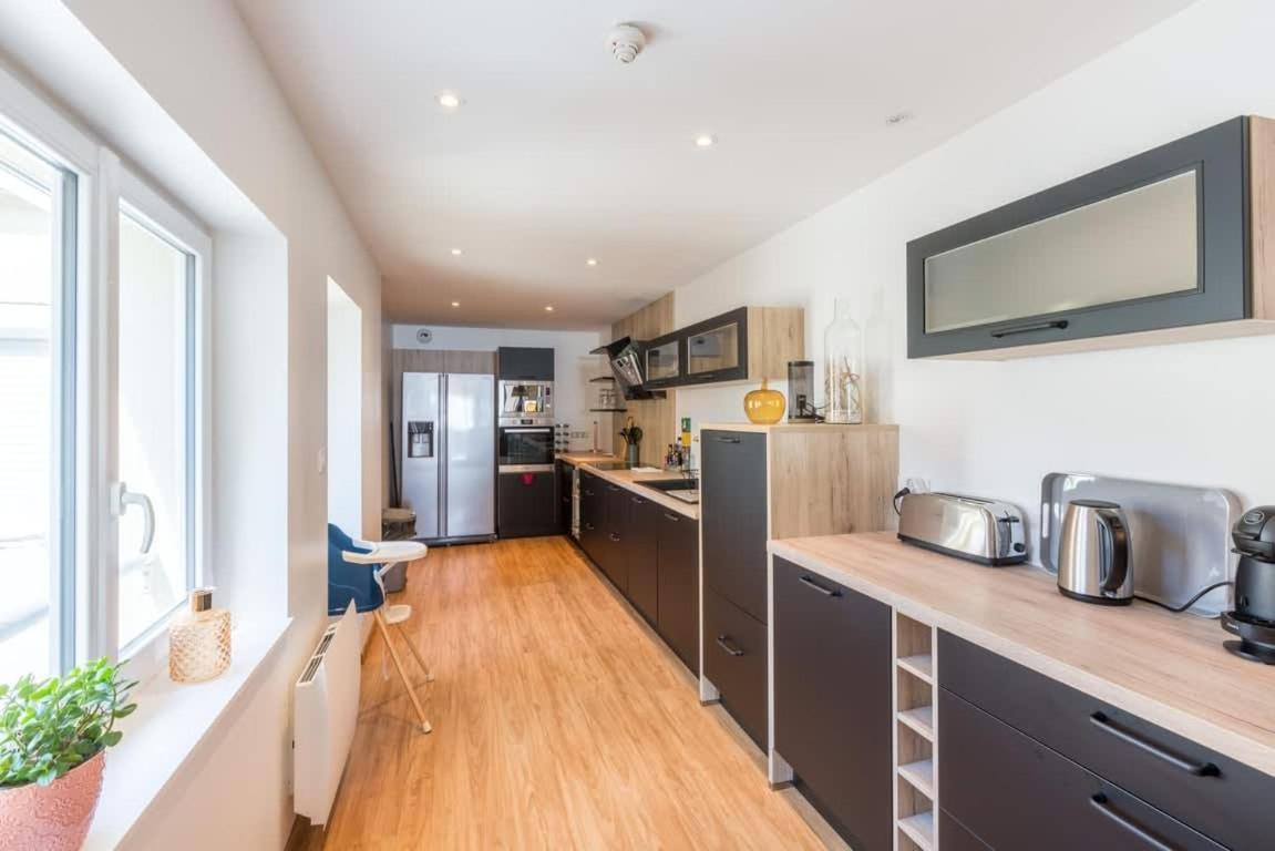 Les Pieds Dans L'Eau - Bel Appartement - Vue Mer Cancale Exteriör bild